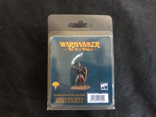 Tomb king with - with, &