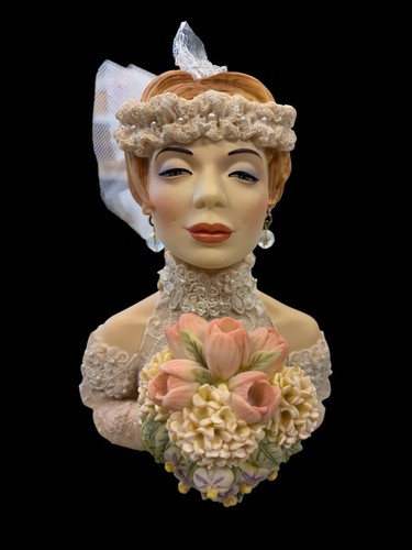 Cameo girls deluxe head vase - cameo,