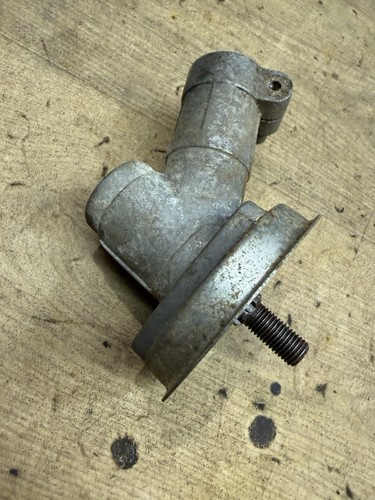 Strimmer attachment gearbox - attachment,