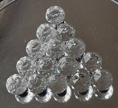 Faceted clear crystal - clear,