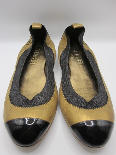 Gold with black trim chanel - trim,