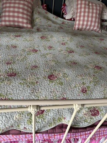 Laura ashley fab - ashley, kantha