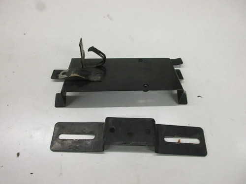 Small parts holder - small, frame