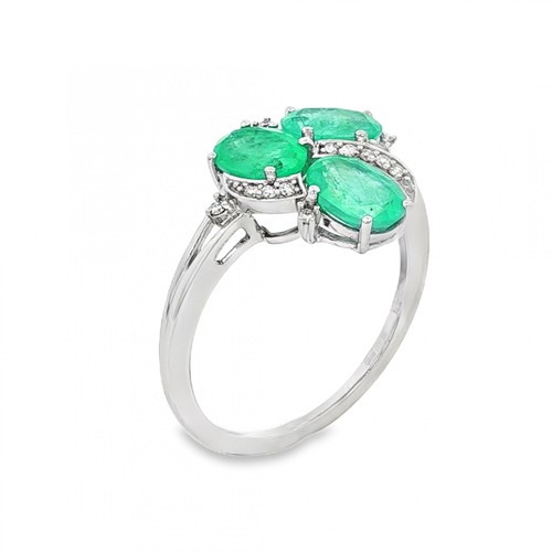 14ct white gold oval emerald - 14ct,