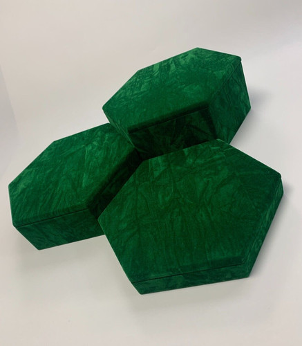 Set hexagonal jewellery - of,