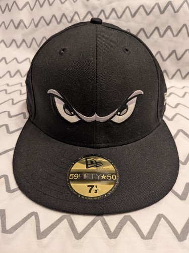 Vintage 2000s new era lake - vintage,