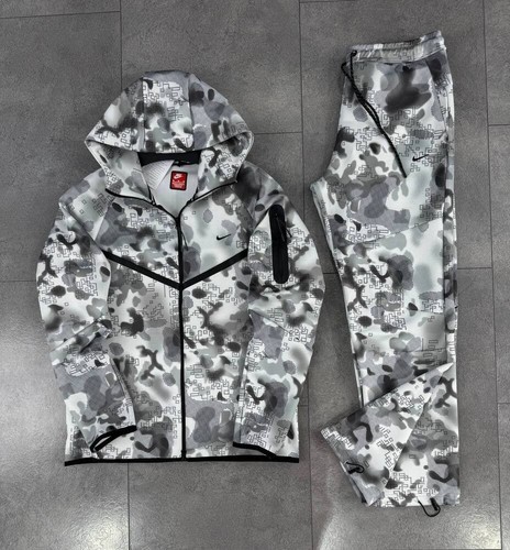 Nike tech fleece - tech,