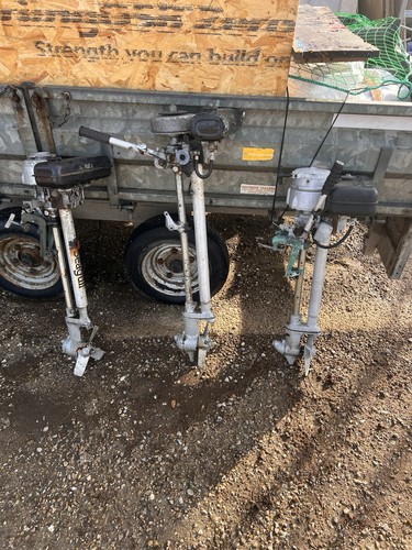 Seagull outboard engines - 3x,
