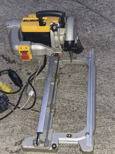 Dewalt d24000 wet - d24000-gb, tile