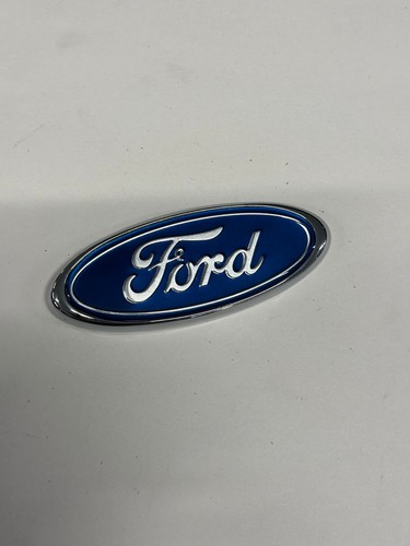 Blue and chrome ford - chrome,
