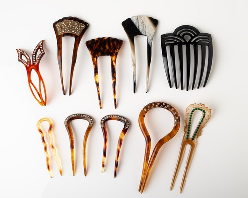 Vintage art deco hair combs - deco,