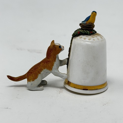 Vintage bone china thimble - vintage,