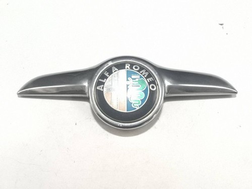 Alfa romeo 2005 badge - romeo, logo