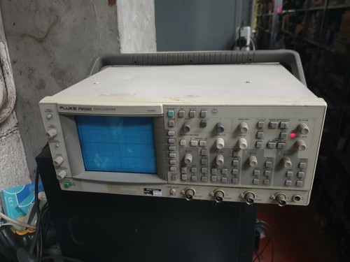 Fluke pm3082 oscilloscope - fluke,