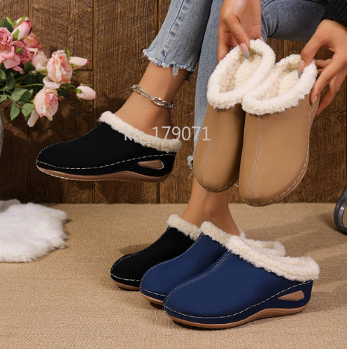 Women winter slippers - women, wedge