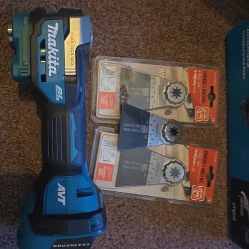 Makita dtm52z 18v brushless - 18v,
