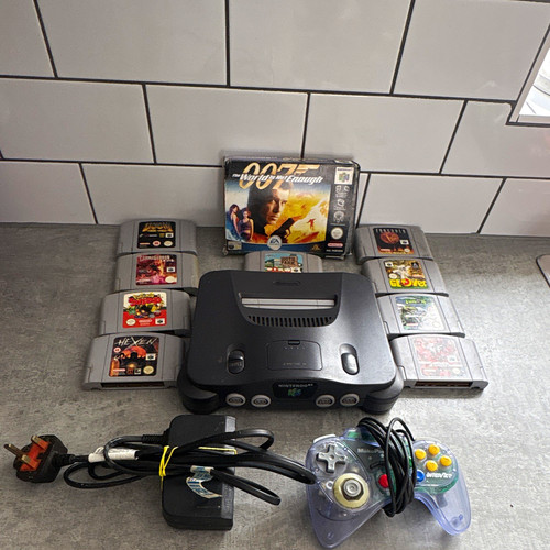 Nintendo black pal console - 64,