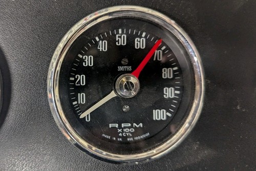 Smiths 4cyl tachometer rpm - tachometer,