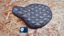Triumph bobber seat - seat, with
