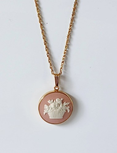 Wedgwood jasper pink - pink, pendant