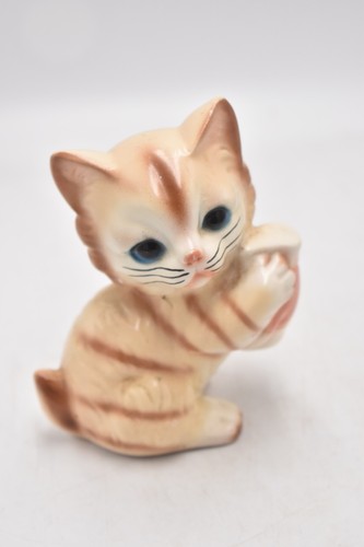 Vintage ceramic tabby - vintage,