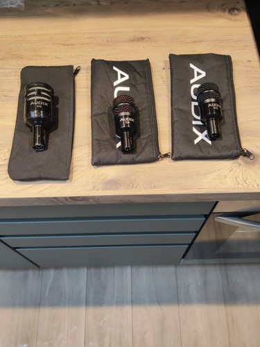Black audix drum - drum, microphone