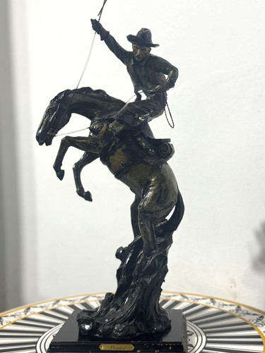 Vintage neadal western statue - vintage,