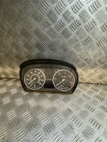2011 bmw series 318d - 2011,