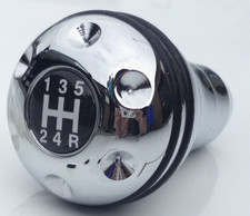 Universal 5 speed Chrome Gear Shift Knob suitable for all non-lift reverse cars
