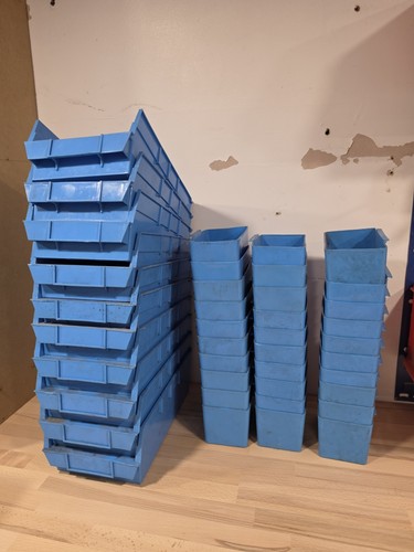 Plastic parts storage - x,