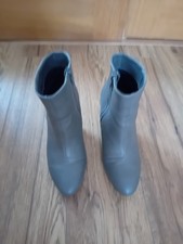 TU Womens Ankle Boots. Grey