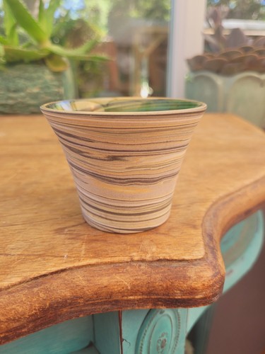 Small green swirl - cm, art