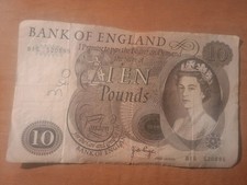 Bank of England Ten Pounds Note Page Cashier Circulated