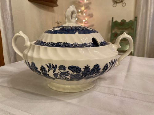Royal wessex blue - wessex, white