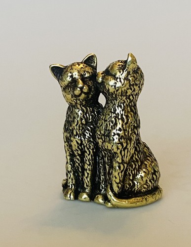 Solid brass kissing - brass, cats