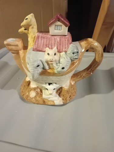 Ceramic novelty tea pot - ceramic,