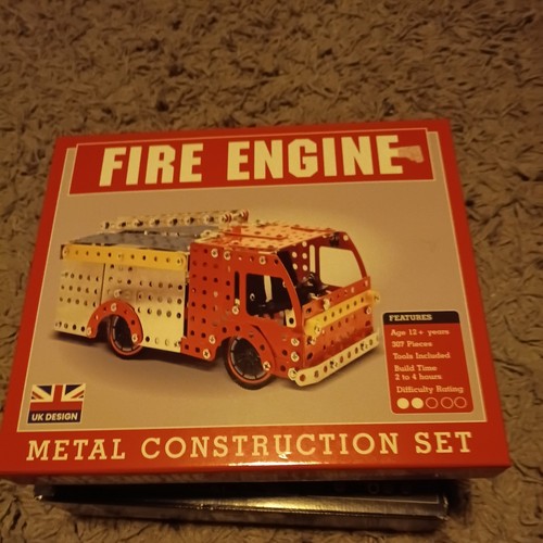 Fire engine metal construction - metal,