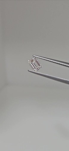 Carat cert agi emerald cut - cert.,