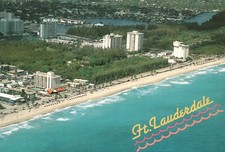 Vintage Postcard Yacht Club Docks Overlooking Central Basin St. Petersburg Fla.
