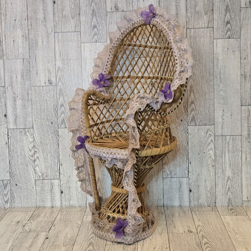 Vtg wicker peacock - 16",