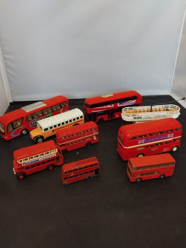 Bus coach tram die - bus, cast