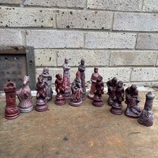 Vintage Chess Set / Pieces