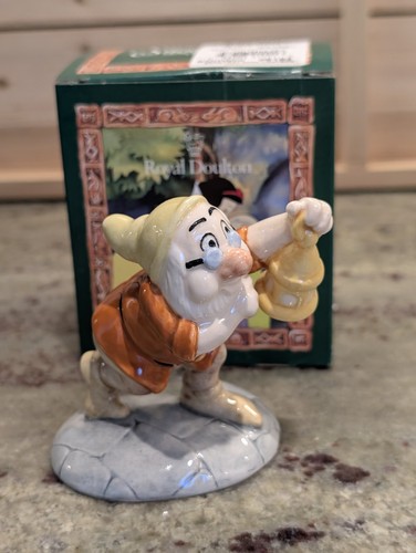 Doulton disney snow white - doulton,