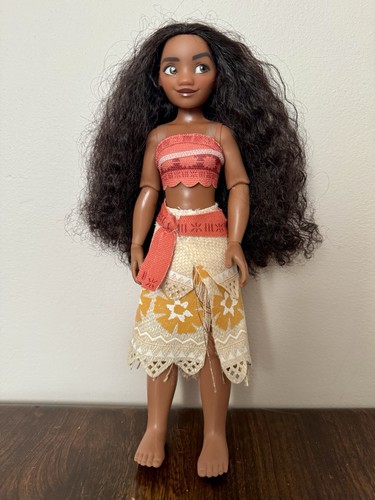 Disney store moana - moana, doll