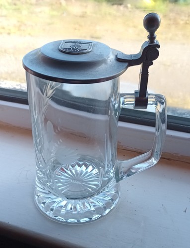 Pint sized pewter lid - sized,