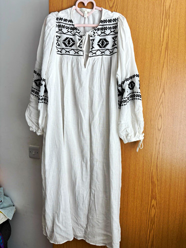 White black embroidered - white/black,
