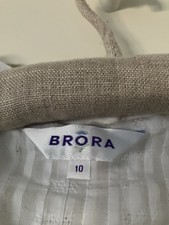 Gorgeous Brora Frill Collar