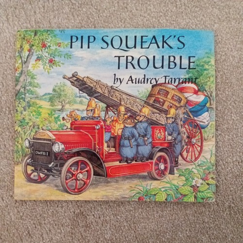 Pip squeak trouble tarrant - pip, squeak's
