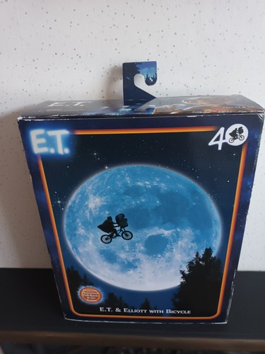 Neca 55065 the extra - neca, e.t.