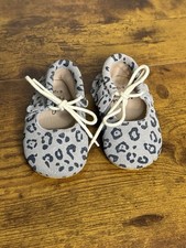 Monkey Feet Infant Gray